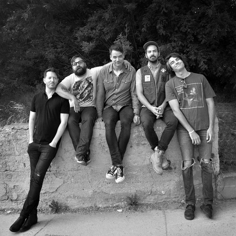 Slow Down Molasses band Canada shoegaze new single Moon Queen 